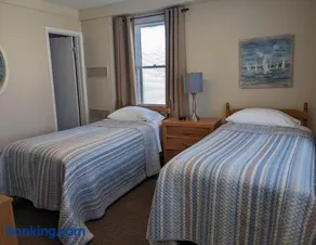 Casual Living Extended Stay Hotels - Image 4