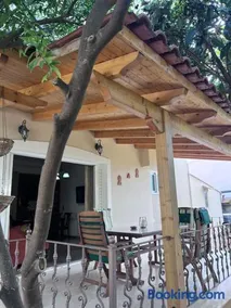 Kosta's elegant house - Image 3