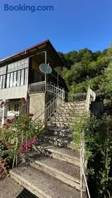 Wood House Gomi - Image 4