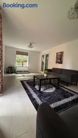 Holiday retreat next to nature - Image 1