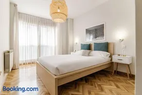BRIGHT FLAT Parking/Wanda Metropolitano/Airport - Image 1