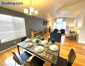 NEW Modern 4BD I 2BA Home 30MIN to Berkeley,SF,Napa - Image 2