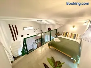 Authentic apartments with jacuzzi and Two-level central Haifa - Image 3