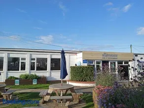 Stunning Heacham Sunset lodge pets go free linen included - Image 2