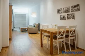 Old Town Apartments - Image 2