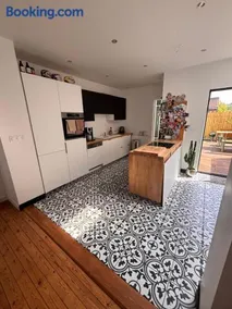 Maison Jacuzzi - Image 3