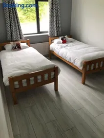 Country bungalow - Image 2
