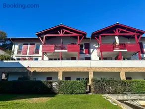 Ahetze, 3 pièces lumineux avec terrasse & parking - Image 1