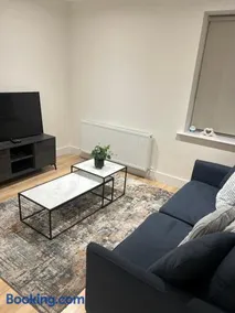 Classy gym apartment with 2 balcony - Image 1