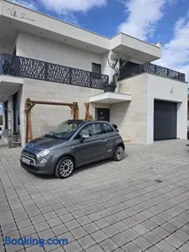 Villa Lauvi, Free Fiat 500 Cabriolet, Scooters , PS5 - Image 3