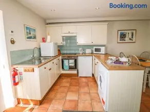 Wetton Barns Holiday Cottages - Image 5