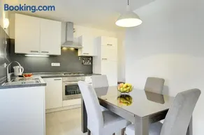 House Batelani - Image 4