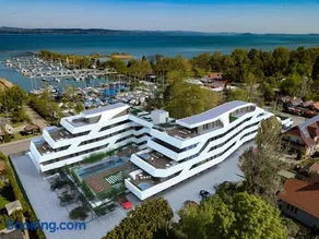 Marina Apartman Hotel - Image 1