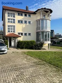 Qendresa Luxury Apartments - Image 4