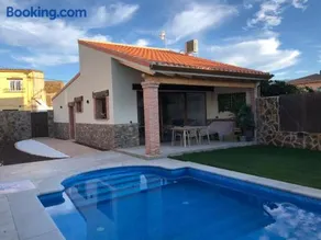 Acogedora casa rural con piscina particular Barlow TR-CC-00426 - Image 1