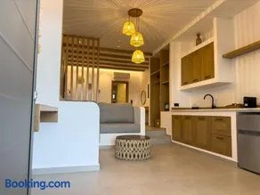 Marizon Suites - Adults Only - Image 2
