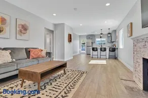 San Diego Heights - Urban Legend - Image 1