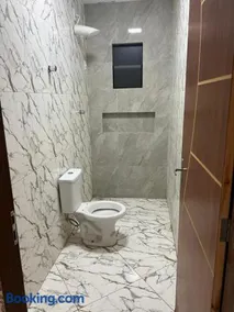 Casa com banheira e porcelanato em Campina Grande - Image 4