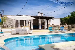 Villa Vinne Cirase - Image 1