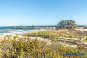 Dream Weaver - Nags Head MP 16.5, Oceanfront, Private Beach Walkway, Pool, Hot Tub, Pets OK - Image 4