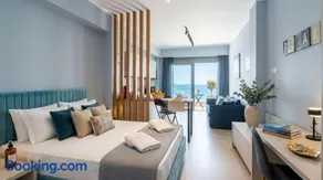 Stylish Haraki Beachfront Suite with Patio - Image 1