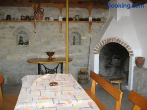 Guest House Astra - Image 1