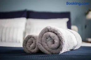 Stylish Syntagma apartment - Image 1