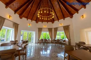 KayakHotel - Image 2