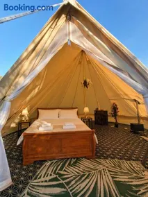Edwards Farm Glamping Shaftesbury - Image 2
