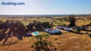 Cork Hills Farmhouse - Image 2
