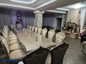 PENSIUNEA LUXURY - Image 2