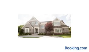 Light-filled 6BR home near OU campus - Image 3