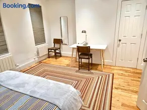 Jersey City Private Entire Apartment - 30 Minutes From Wall St New York City - Image 2