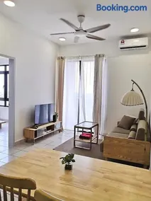 MUJI Cosy Level 25th Room Amber Residence @ Quayside Mall Rimbayu Near to Masha Oasis Tenby KLIA Kota Kemuning - Image 1