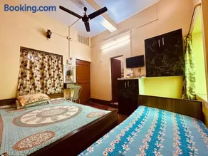 Monalisa Lodge - Image 1