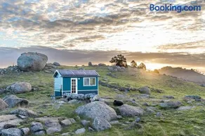 Heathcote Hills Tiny House - Tiny Stays - Image 5