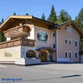 Haus am Waldrand - Image 1