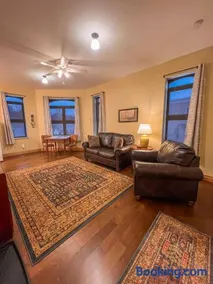 Elkader Suites - Image 1