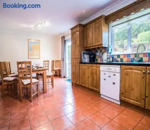 Superior 4 bedroom House Moville - Image 4