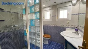 Apartamento Aluche con parking gratuito - Image 2