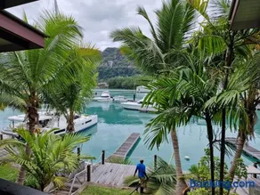Hibiscus Suite by Simply-Seychelles - Image 1