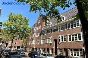 Boutique Studio Amsterdam near RAI and De Pijp - Image 1