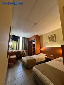 Hotel De Venne - Image 5