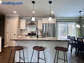 4BR Family-Friendly Acadia Home - 3 King Beds! - Image 2