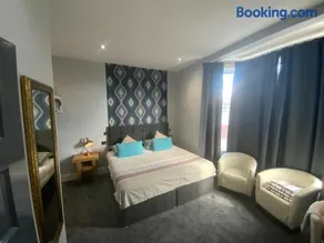 Wheldale Hotel - Image 3