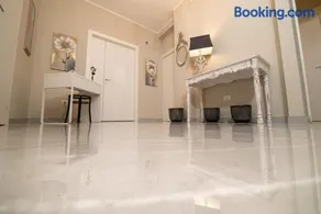 Five Apartment B&B - Image 5