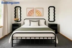 KD's Nest - Image 1