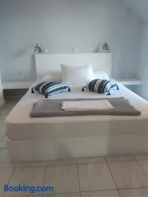 Marieva Sea View Apartments - Image 4