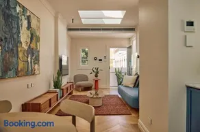 MG Suite - Image 1