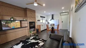 Sauvage - Spacious Apartment with Private Garden Courtyard - Image 3